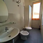 Trilocale Cod 213 * Marcelli