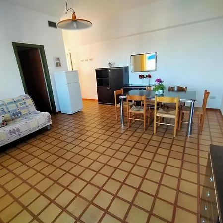 Trilocale Cod 213 Marcelli