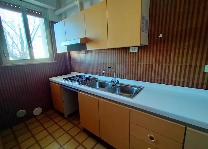 Trilocale Cod 213 * Marcelli